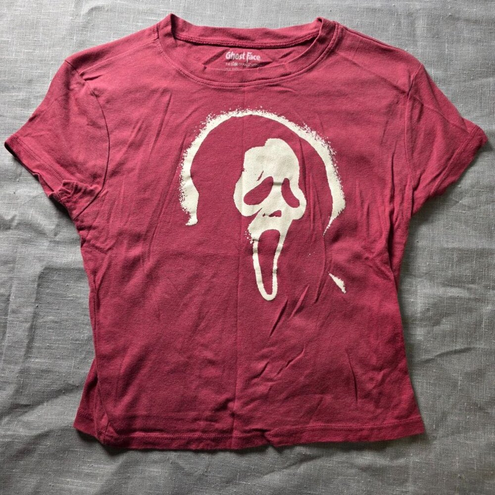 Ghost Face Women's Graphic Tee - Size M